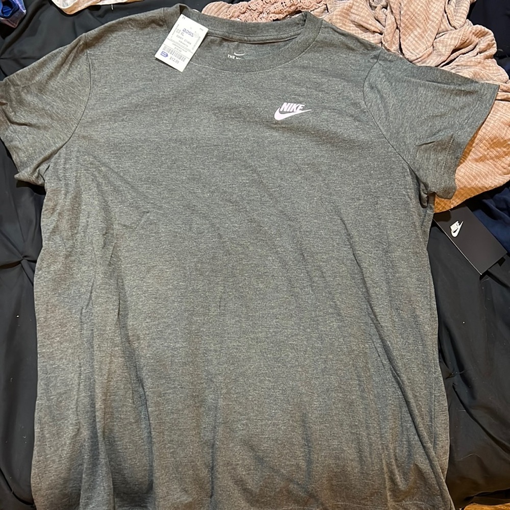 Nike t-shirt